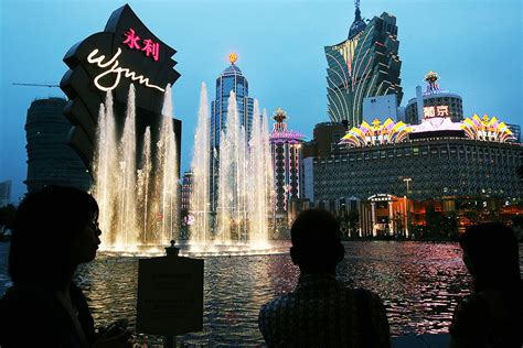 Factbox: How Macau's casino junket system works .